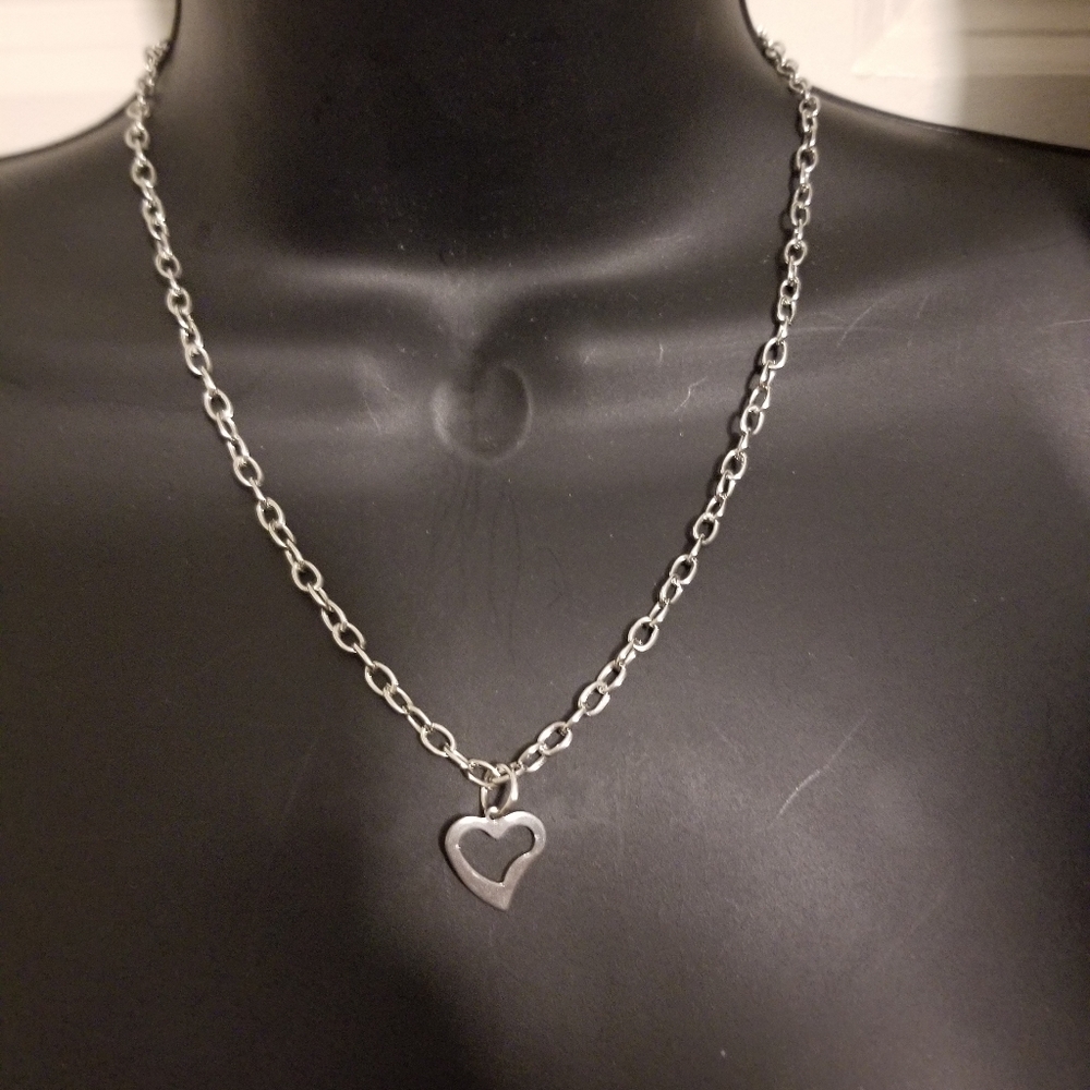 Silver chain necklace with heart pendant